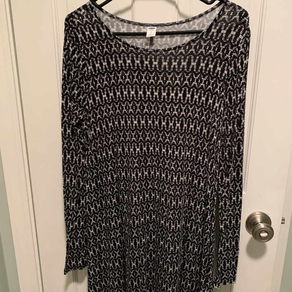 🖤Black and white swing dress 🖤